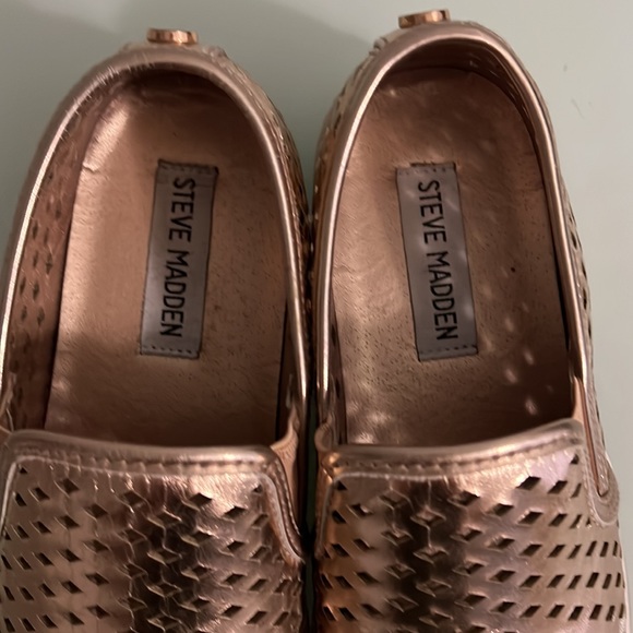 Steve Madden - Picture 5 of 9